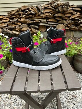 Jordan 1 Moto